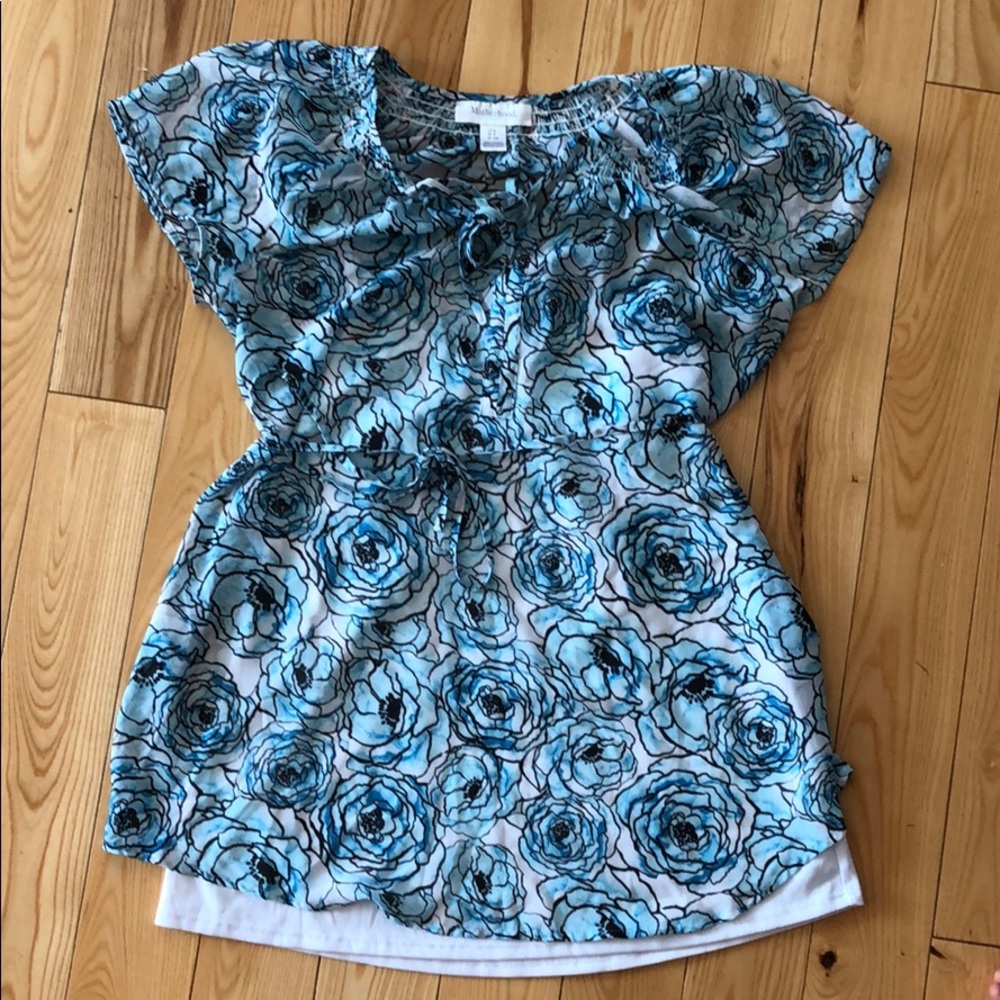Blue and white flower maternity shirt